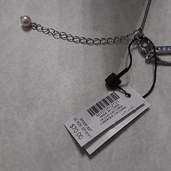 Chicos faux pink pearl and silver necklace. - Picture 7 of 12